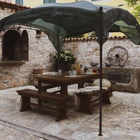 Scardona Rustica, Bed & Breakfast With Jacuzzi, Bbq And Free Parking In Skradin, Krka Apartment ภายนอก รูปภาพ