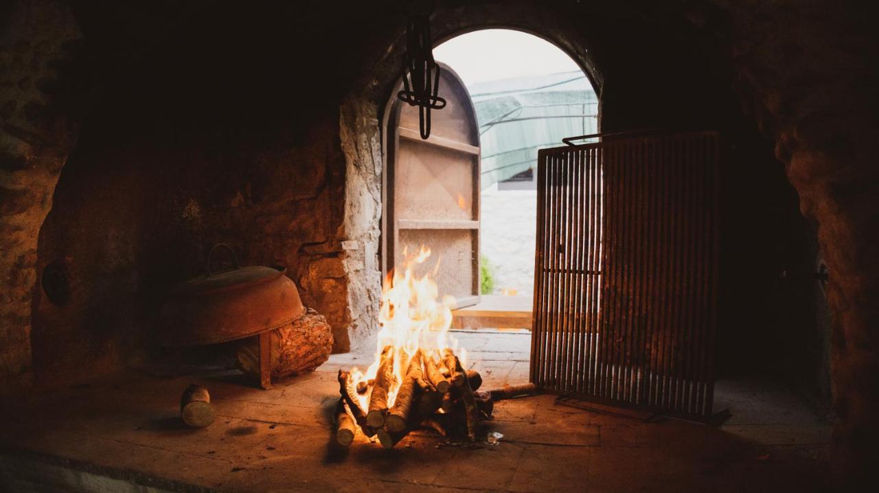Scardona Rustica, Bed & Breakfast With Jacuzzi, Bbq And Free Parking In Skradin, Krka Apartment ภายนอก รูปภาพ